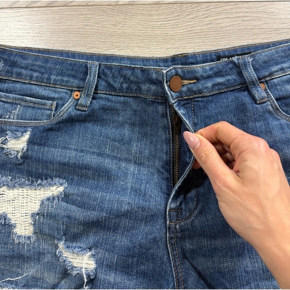 Blank NYC Fulton Distressed Roll Up Denim Shorts - Picture 4 of 15